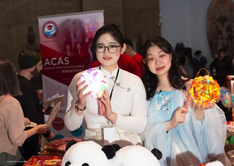 Volunteering at the Chinese New Year Cultural Exhibition in Philadelphia